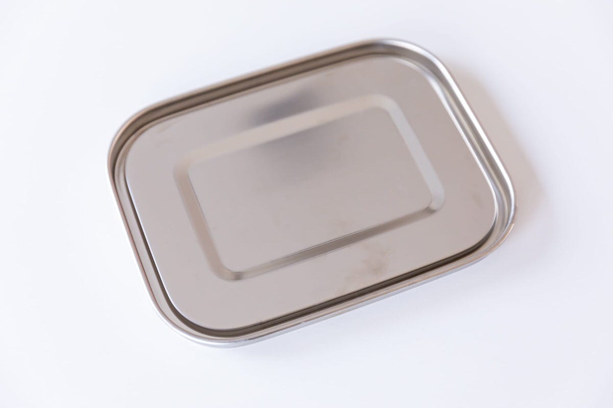 oh nènè Stainless Steel lunch box lid upside down